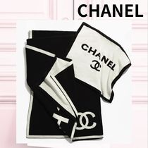 【レジャーや旅のお供に】CHANEL ココマークビーチタオル&ポーチ