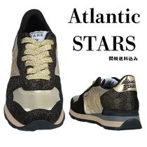 【Atlantic STARS】メタリックゴールド×ブラックロゴスニーカー