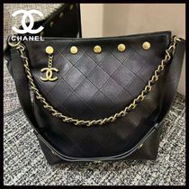 【使いやすいサイズ感が嬉しい♪】 CHANEL バッグ