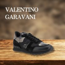 【VALENTINO GARAVANI】カモフラージュ柄のレザースニーカー