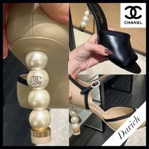 【CCロゴがついたパールのヒールがオシャレ★】CHANEL パンプス