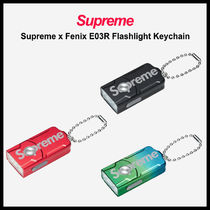 【SUPREME】X FENIX E03R FLASHLIGHT KEYCHAIN RED - 24FW