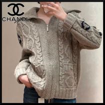 【ボタンのCCロゴが煌めく☆】CHANEL プルオーバー