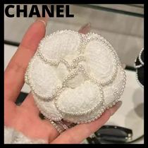 《普段よりエレガントに！》CHANEL カメリアモチーフ ブローチ