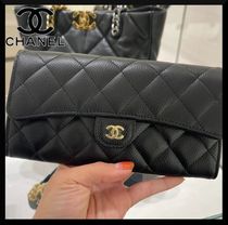 【高級感溢れる】シャネル 二つ折り長財布 CHANEL