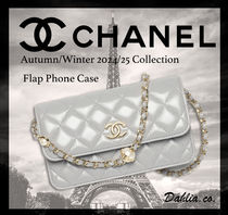 チェーンXパールが可愛い♡【CHANEL 】Flap Phone Case