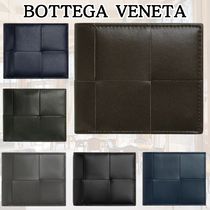 新作★BOTTEGA VENETA*セレブも絶賛*二つ折りカセットウォレット