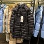 MONCLER ダウンジャケット・コート 【MONCLER】大セール！ HERMIFUR ブラック リアルファー