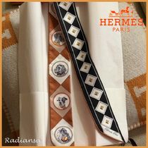 【アレンジ沢山☆】HERMES ツイリー Colliers et Chiens