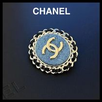 【シックなデザインの★】CHANEL ブローチ