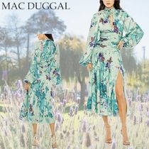 【Mac Duggal】キーホールサテン長袖花柄ガウン