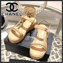 スタイルアップにも◎【CHANEL】サンダル