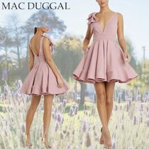 【Mac Duggal】リボン付クレープノースリーブVネックミニドレス