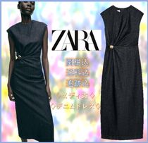 【ZARA】ミディ丈 デニムドレス "ゴールドカラーアップリケ付き"