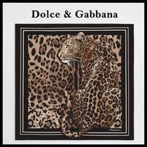 Dolce & Gabbana直営店 ヒョウ柄シルクツイルスカーフ（50x50）