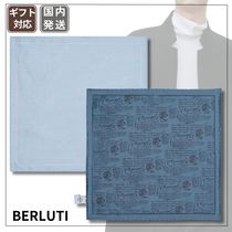 【上質なギフトに】BERLUTI スクリット ハンカチーフ シルク