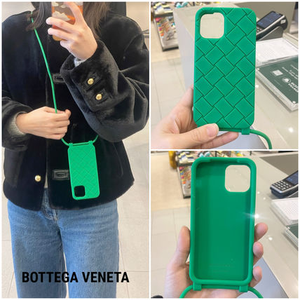 BOTTEGA VENETA iPhone・スマホケース 【BOTTEGA VENETA】ストラップ iPhone 12Pro ラバーケース