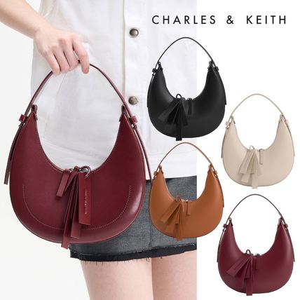 Charles&Keith ハンドバッグ ★CHARLES&KEITH★Cockade Crescent Hobo Bag 半月バック/送料込