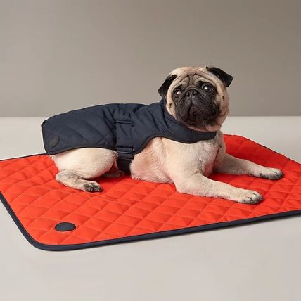 HERMES ペット(犬猫)服 【愛犬も暖かく】HERMES 小型犬用キルティングコートネイビー