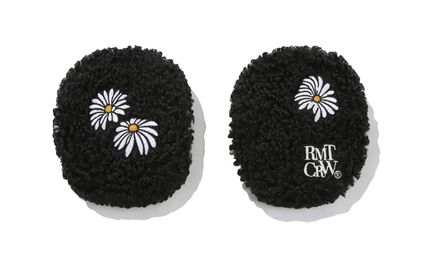 ROMANTIC CROWN スマホケース・テックアクセサリーその他 ROMANTIC CROWN★DAISY FLEECE AIRPODS MAX CASE_2色♪(10)