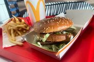 former mcdonalds chef answers burgers grow mold 