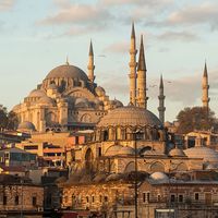 Rustem Pasha Mosque in the foreground and the Suleymaniye Mosque, an Ottoman imperial mosque on the Third Hill of Istanbul.