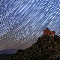 Astronomical Observatory of the Mojon del Trigo. Long exposure using the star trail technique. Sierra Nevada National Park, in the province of Granada, Andalusia.