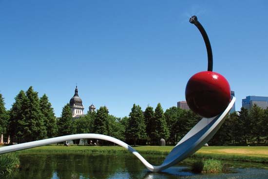 Claes Oldenburg and Coosje van Bruggen: Spoonbridge and Cherry