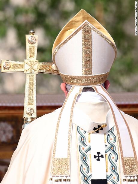 VATICAN CITY, VATICAN - APRIL 16:  Pope Francis attends the Easter Mass at St. Peter&#39;s Square on April 16, 2017 in Vatican City, Vatican. At the end of the celebration Pope Francis delivers his traditional &#39;Urbi et Orbi&#39; Blessing - to the City of Rome and to the World - from the central balcony overlooking St. Peter&#39;s Square. The pontiff is due to visit Cairo on April 28th and 29th after being invited by Coptic Orthodox Pope Tawadros II.  (Photo by Franco Origlia/Getty Images)