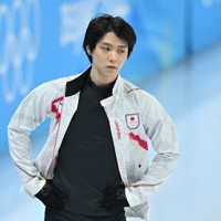 男子フリーに向け、朝の練習に臨む羽生結弦＝北京・首都体育館で2022年2月10日、手塚耕一郎撮影