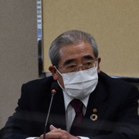 「不適切な部分があった」と発言の取り消しを求めた柳川樹一郎・浜松市議＝浜松市議会市民文教委員会で2023年2月16日午前9時33分、山田英之撮影