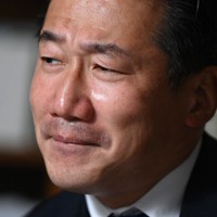 記者のインタビューに答える福山哲郎参院議員＝東京都千代田区で2022年11月8日、北山夏帆撮影