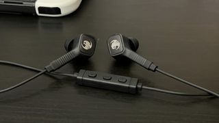 Roccat Syn Buds Core inline controls