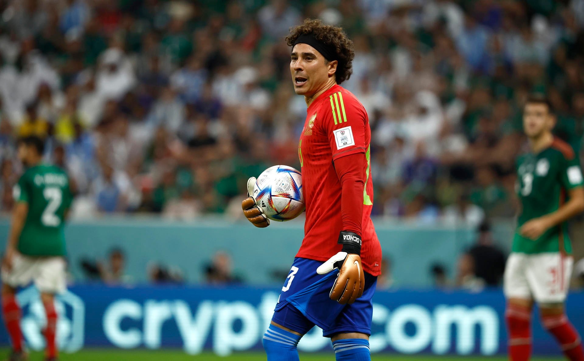 Guillermo Ochoa wants to be at the 2026 World Cup despite not being part of Javier Aguirre's plans. In his presentation with AVS, he sent a message to the current Mexico coach.