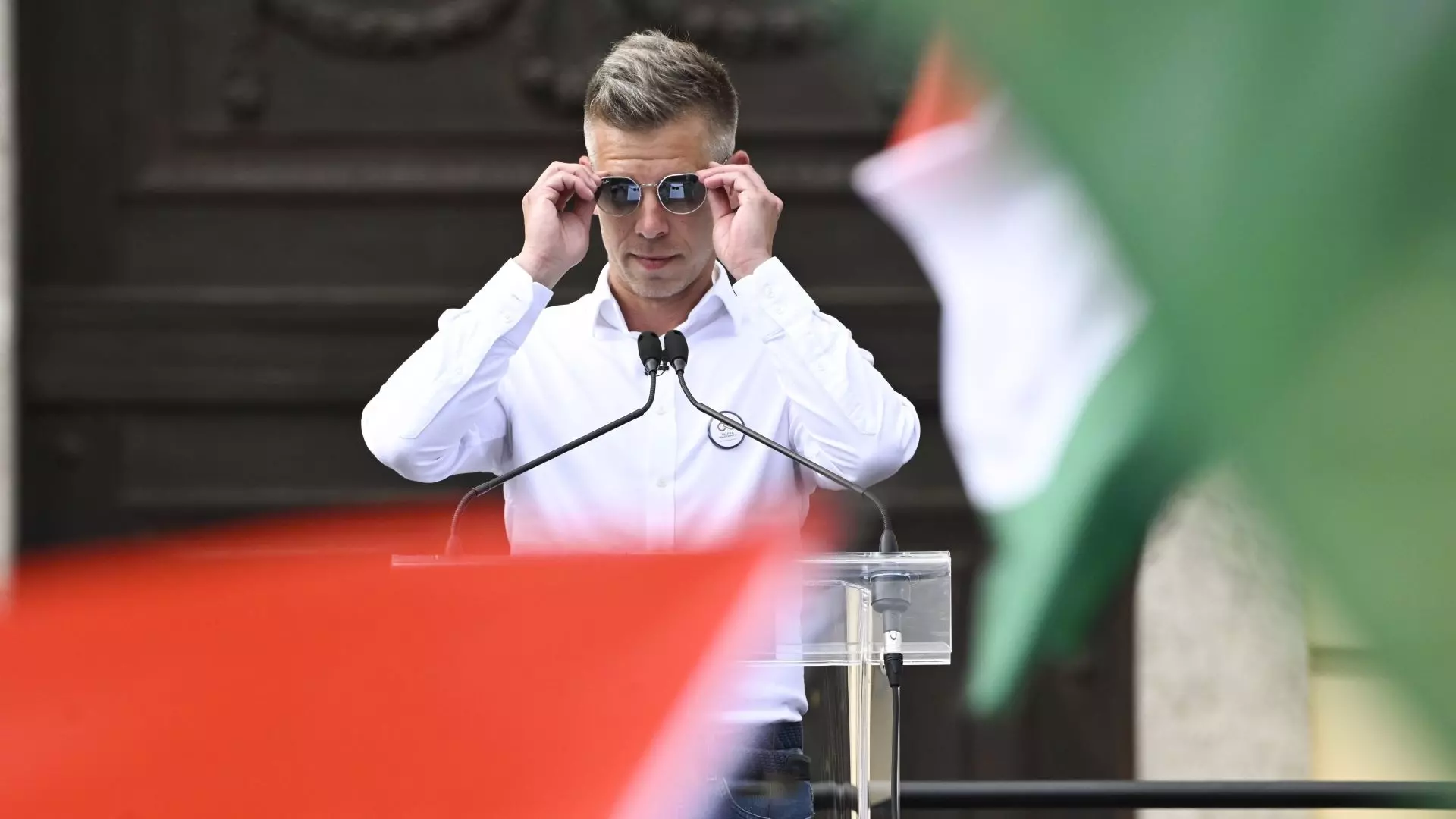 Magyar Péter csak a Fidesz peremét kapirgálja, véli Stefano Bottoni