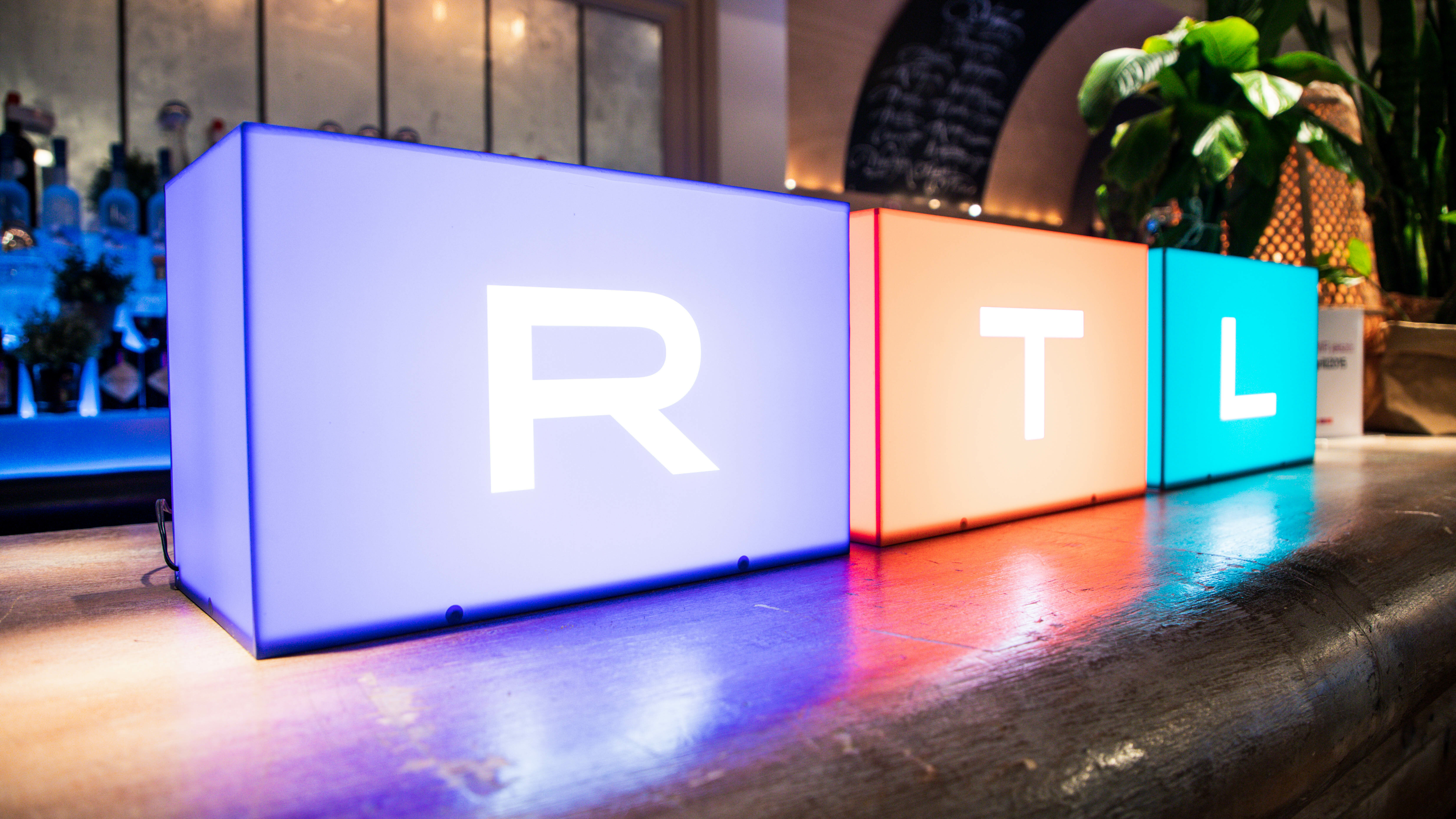 Soha nem látott mennyiségű új műsorral és négy új kábelcsatornával erősít az RTL