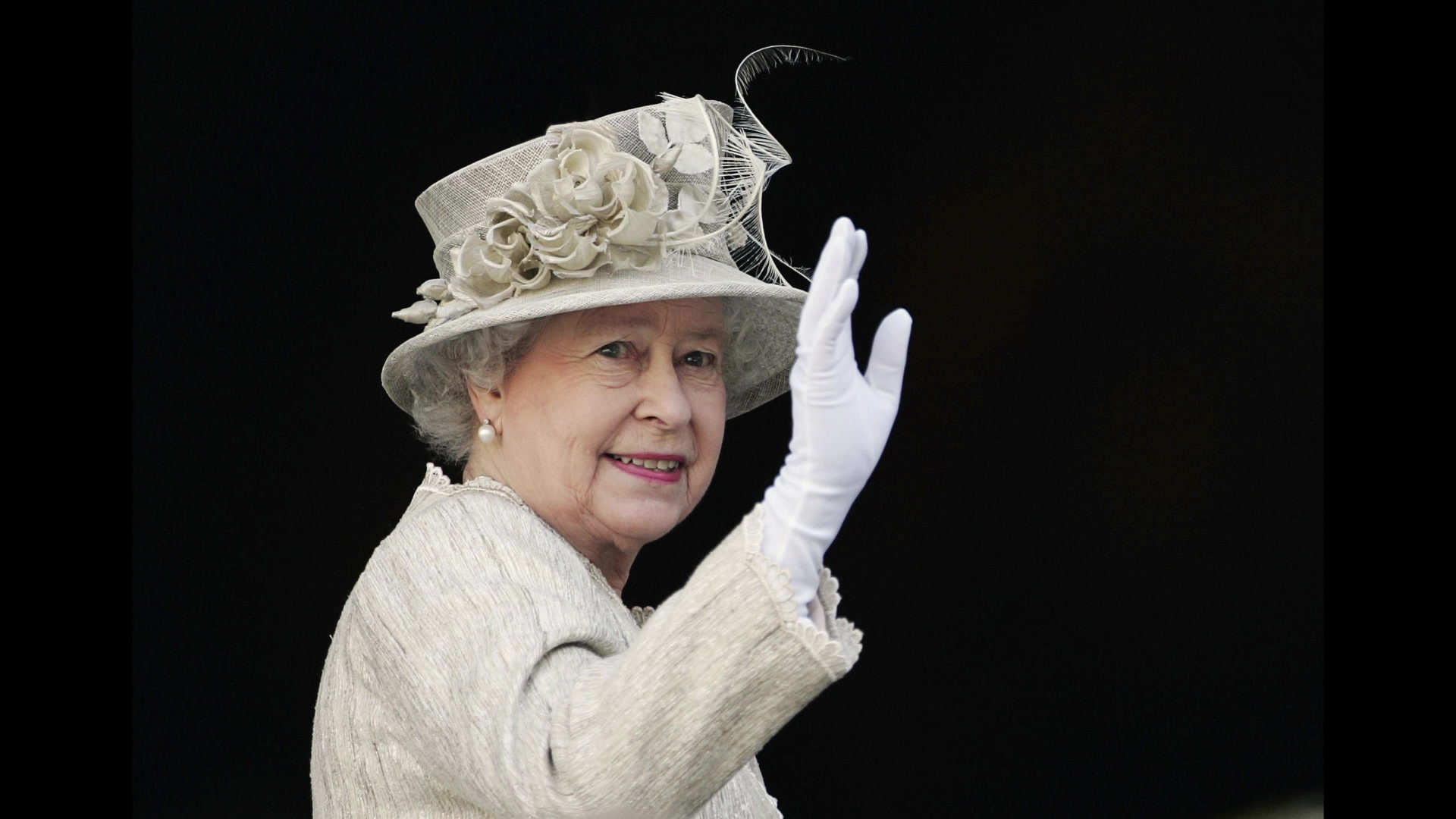 Búcsú a királynőtől – az RTL élőben közvetíti II. Erzsébet temetését
