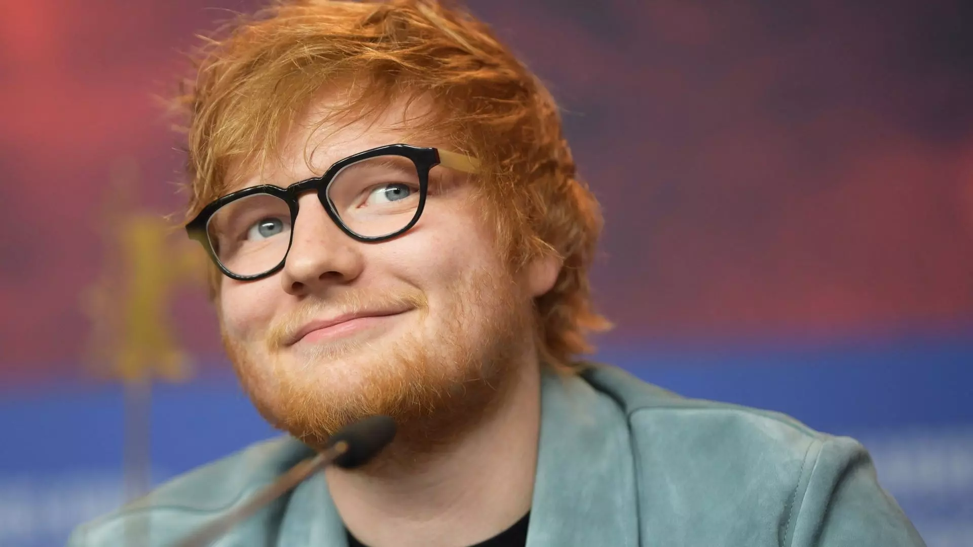 Ed Sheeran hasonmásához ment hozzá Ed Sheeran szuperrajongója