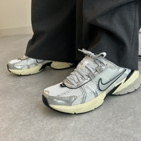 疲れにくい「スニーカー」おすすめ10選!-立ち仕事や通勤におすすめなブランド&モデルを総まとめ!