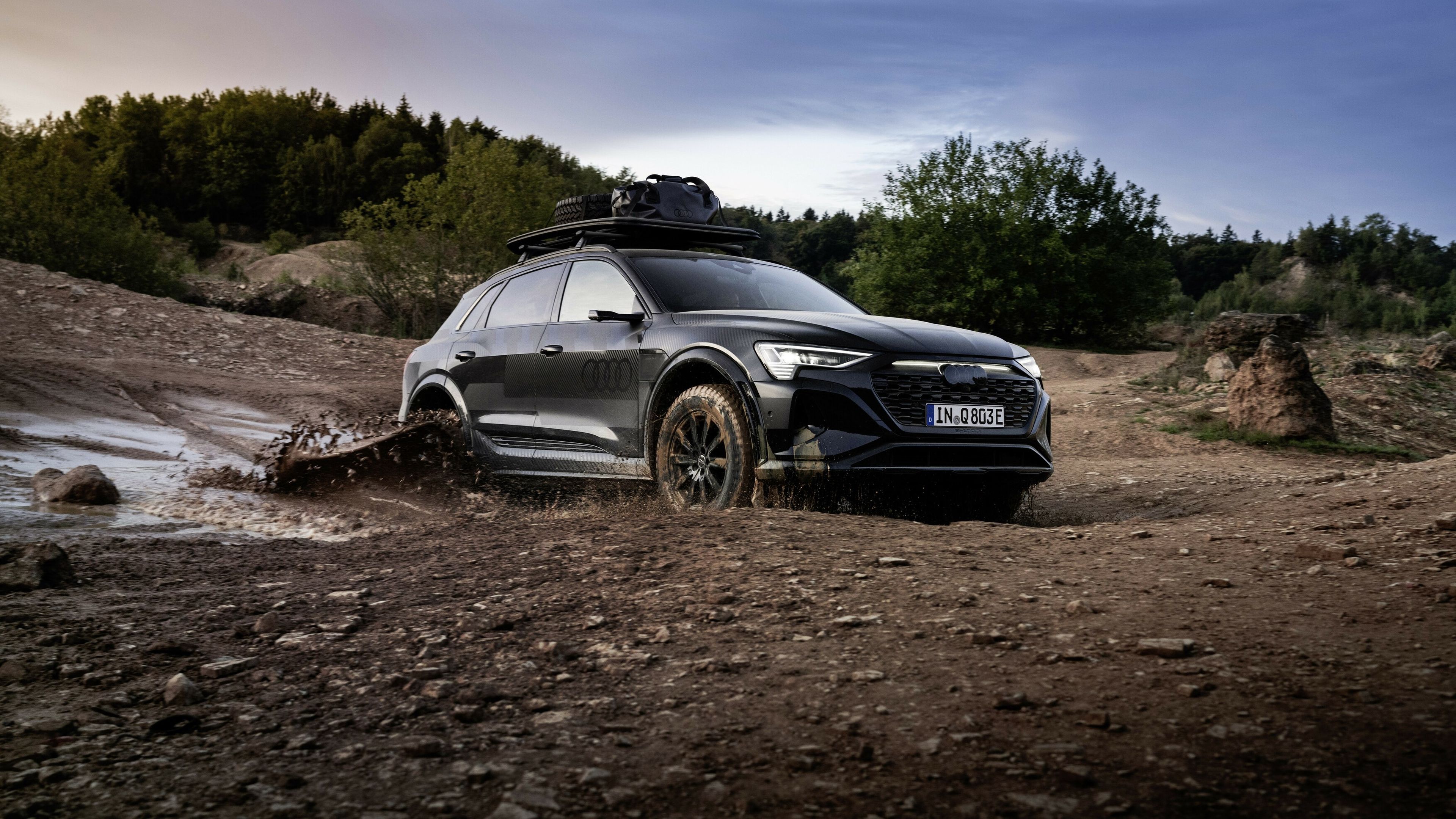 Audi Q8 e-tron Edition Dakar