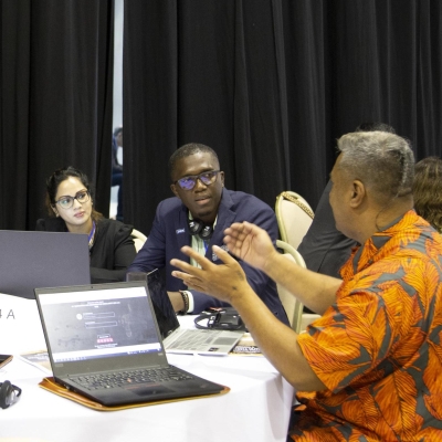 Stakeholders negotiation in a session at the Forum