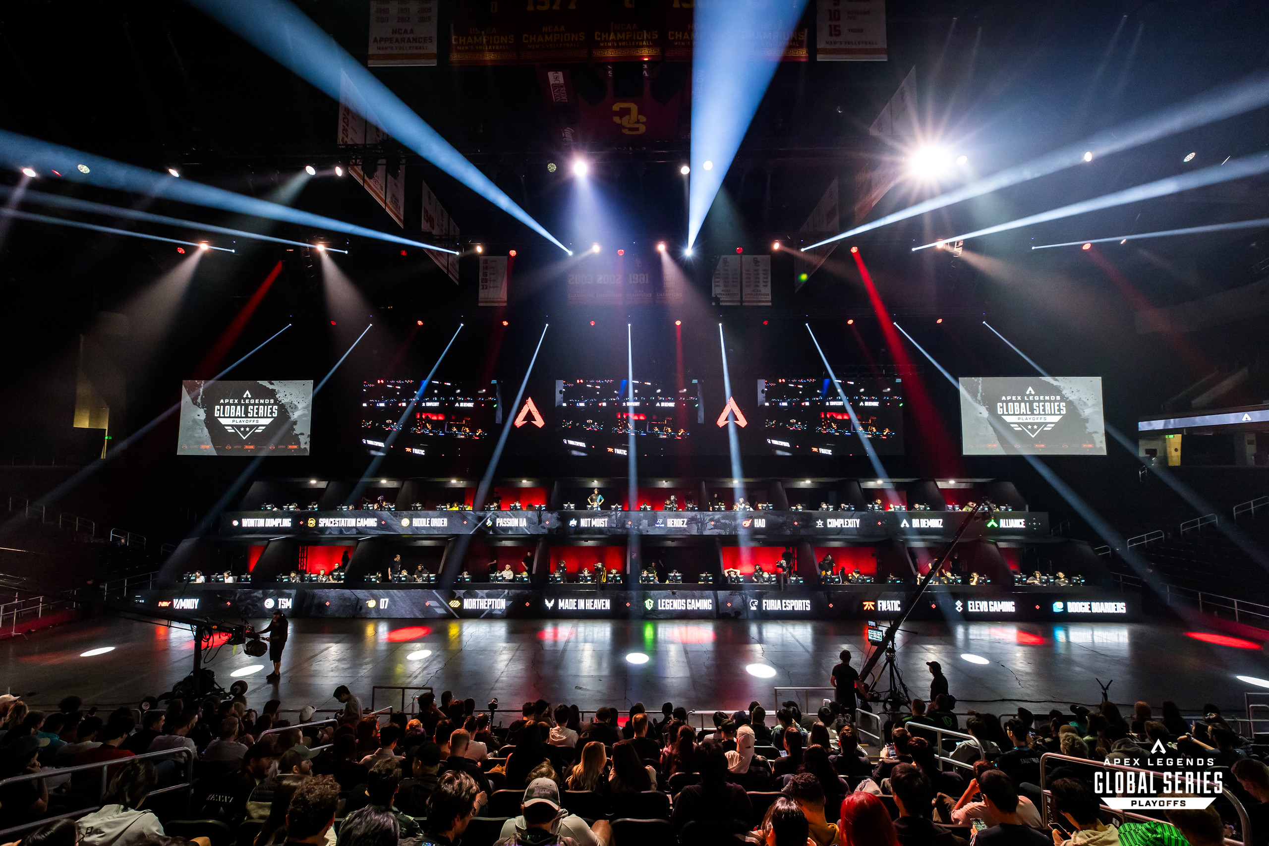 Photograph of a brightly lit stage in the Apex Legends Global Series