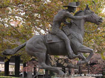 Pony express statue by sculptor Thomas Holland in Old Sacramento, California. Photo by Carol M. Highsmith.