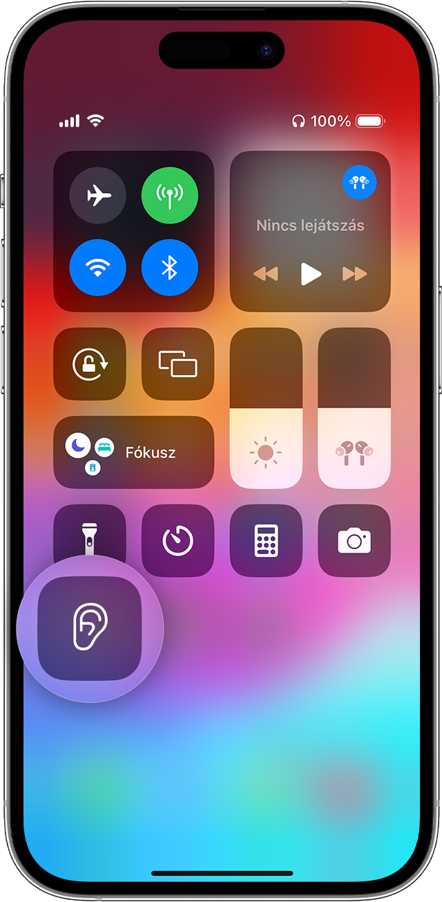 Az iOS Vezérlőközpontja a Hallás lehetőséggel