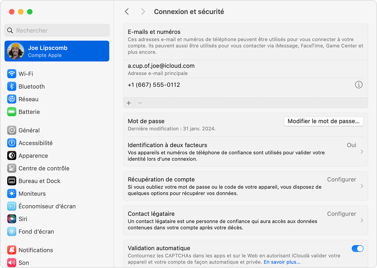 Dans les réglages du compte Apple sur Mac, recherchez les adresses e-mail et les numéros de téléphone que vous pouvez utiliser pour vous connecter à votre compte Apple.