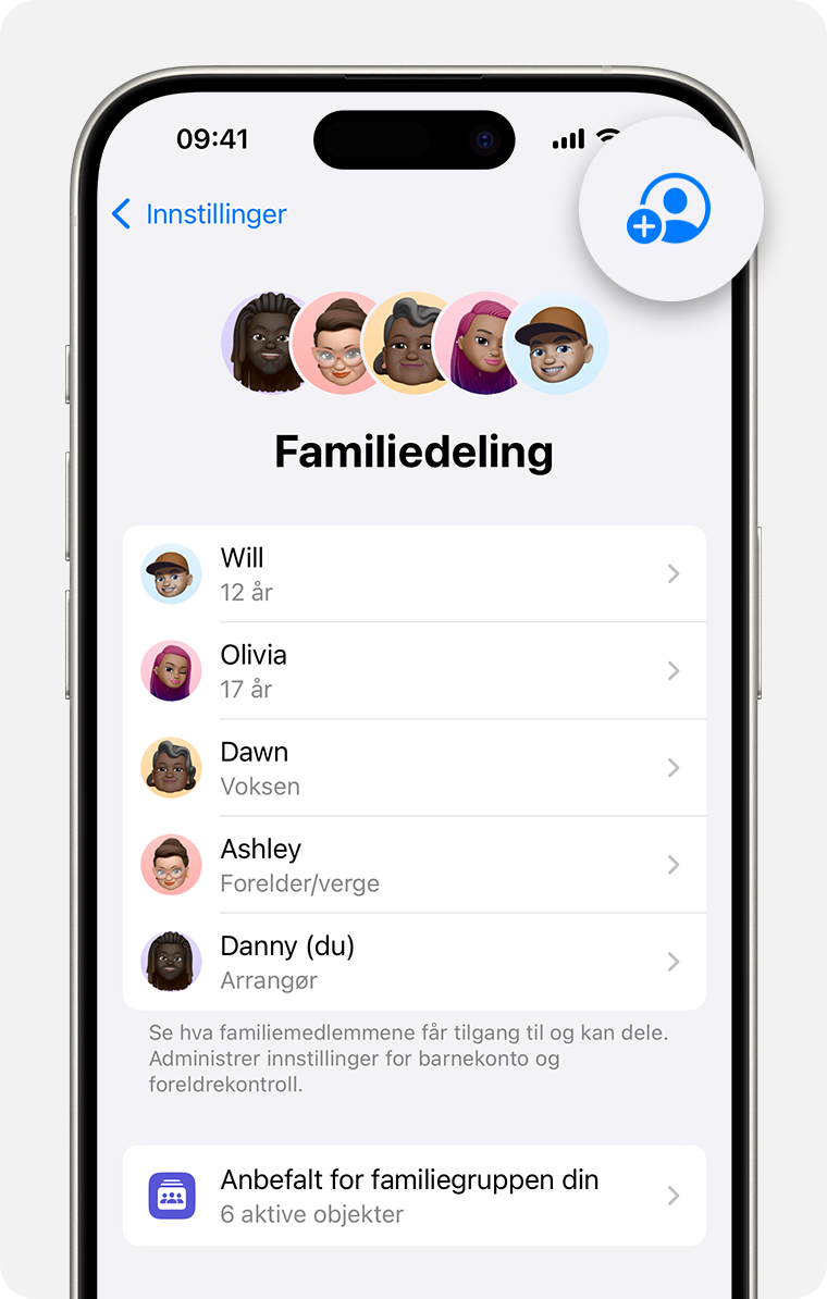 iPhone-skjerm som viser trinnene for å legge til et medlem i Familiedeling-gruppen.