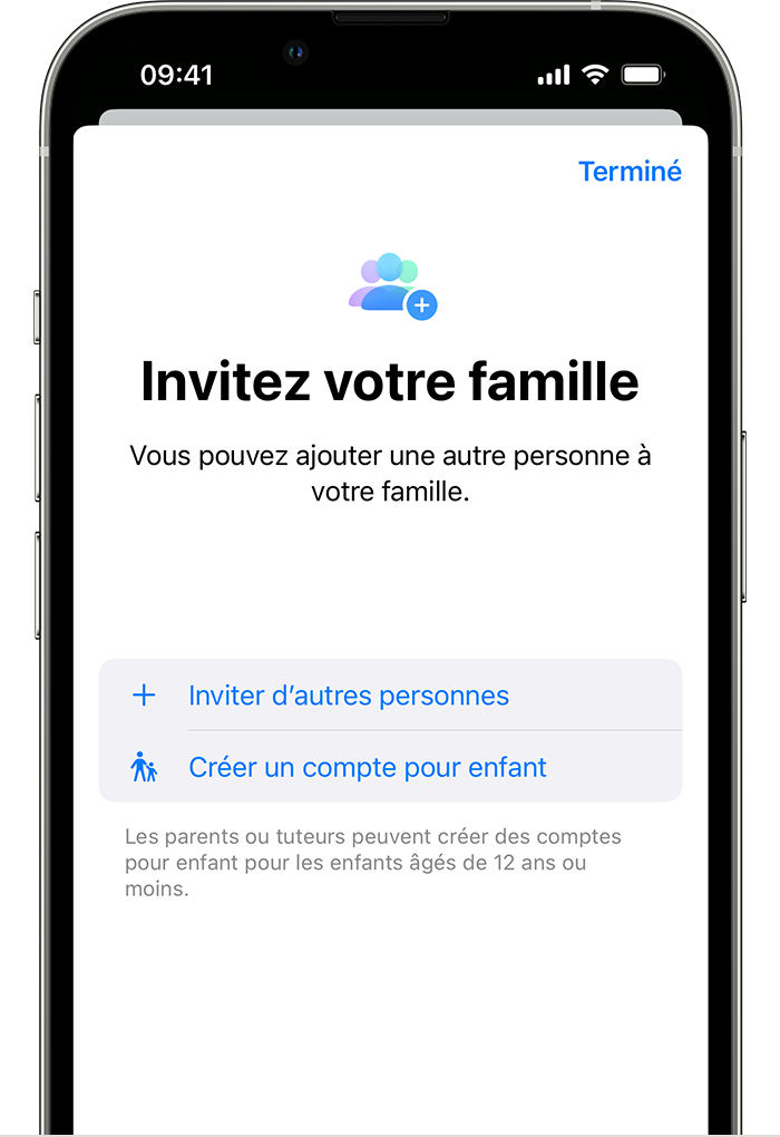 Créer un compte Enfant se trouve juste en dessous du bouton Inviter d’autres personnes. 