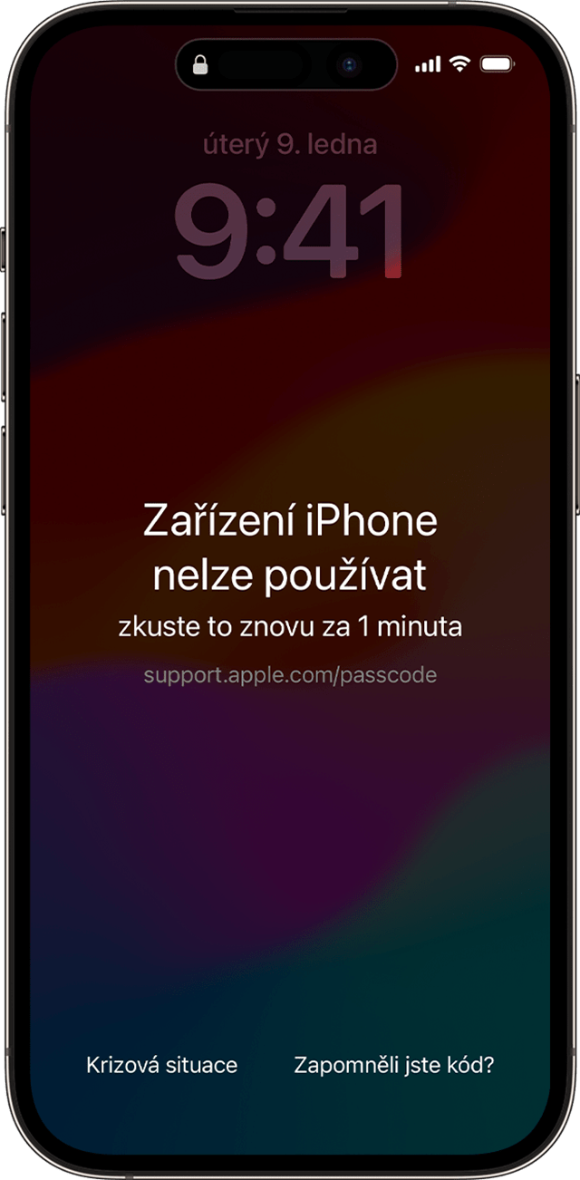 Po nesprávném zadání kódu se na iPhonu zobrazí zpráva o nedostupnosti iPhonu.