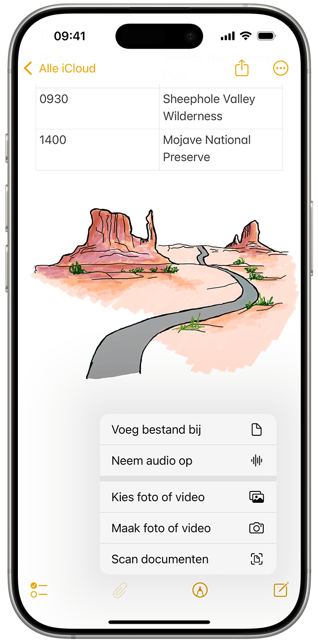 In iOS 18 tik je op de knop 'Bijlage', die eruitziet als een paperclip, om een foto of video toe te voegen of een document in je notitie te scannen. 