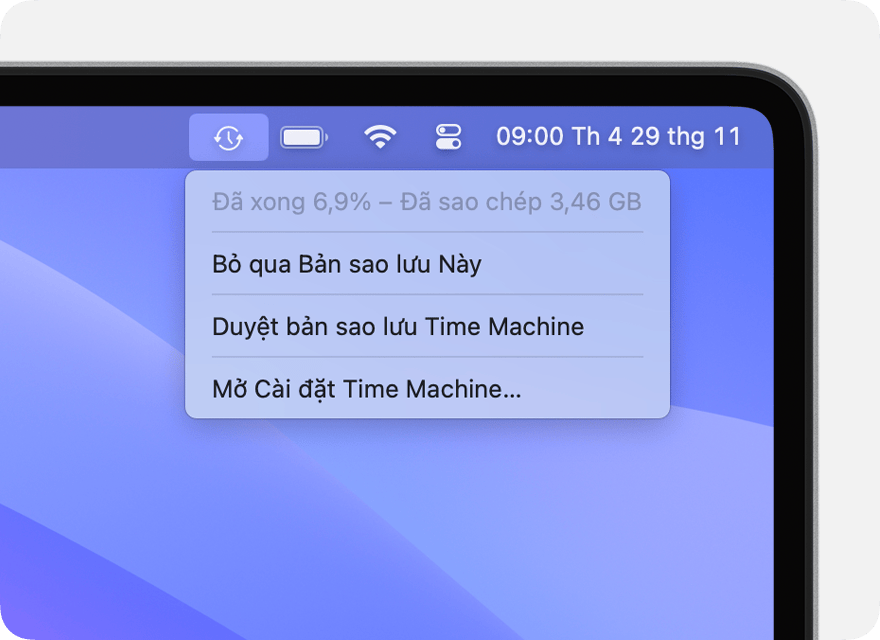 Menu Time Machine hiển thị một bản sao lưu đang tiến hành